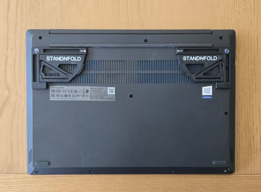 StandNFold in black